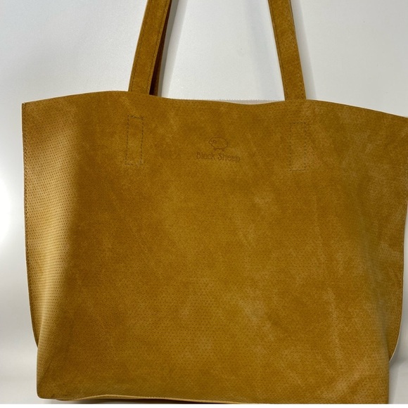 *COMBO * Tote bag plus multi bag or funny pack vegan leather camel pre loved 💕 - Picture 5 of 12